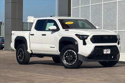 2025 Toyota Tacoma Hybrid TRD Off Road