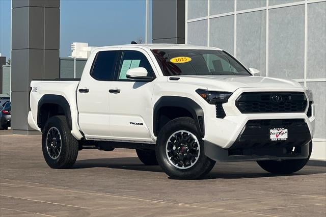 2025 Toyota Tacoma Hybrid TRD Off Road