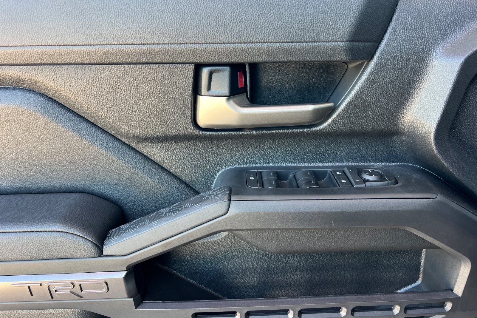 2025 Toyota Tacoma Hybrid TRD Sport