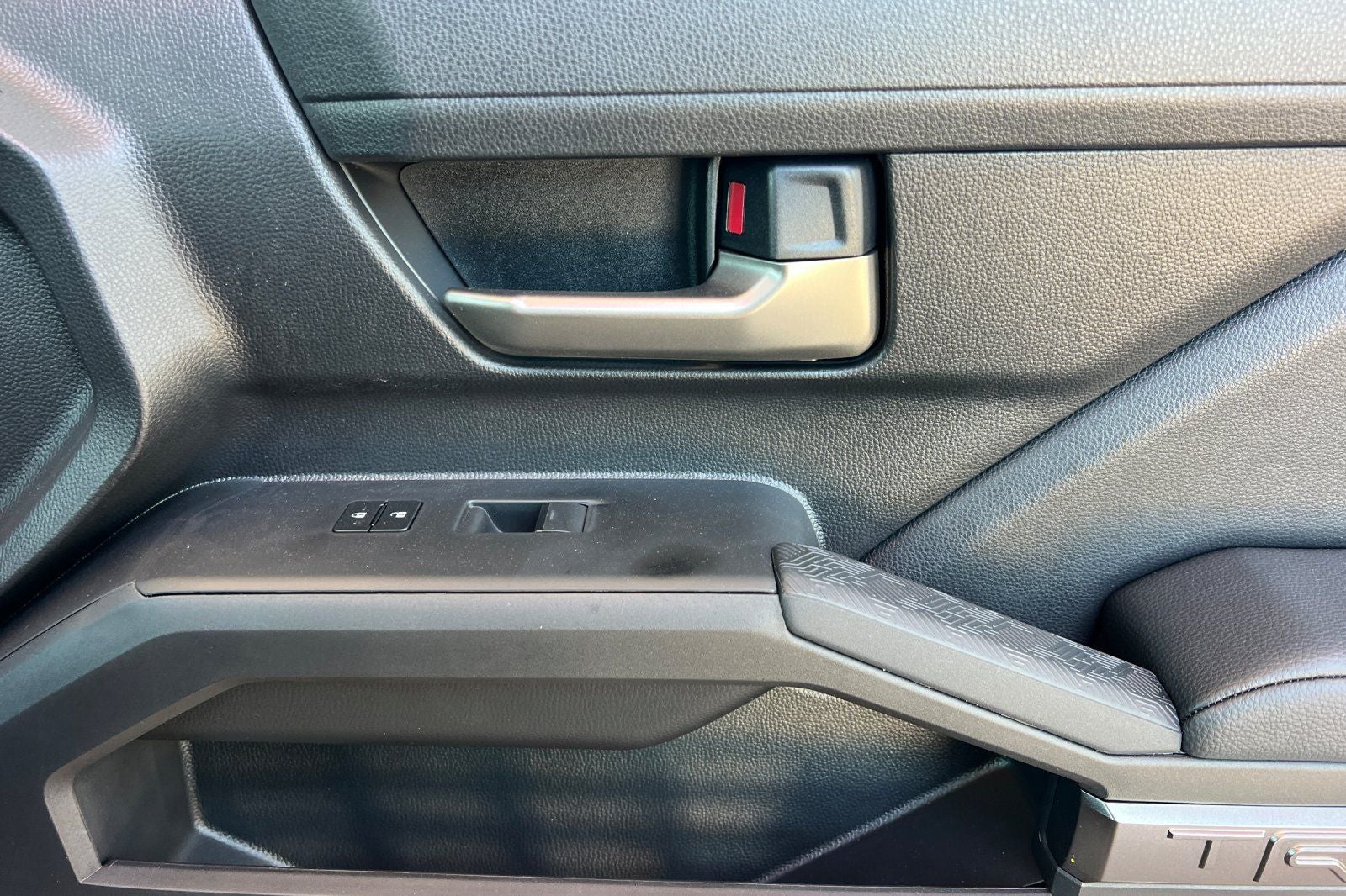 2025 Toyota Tacoma Hybrid TRD Sport