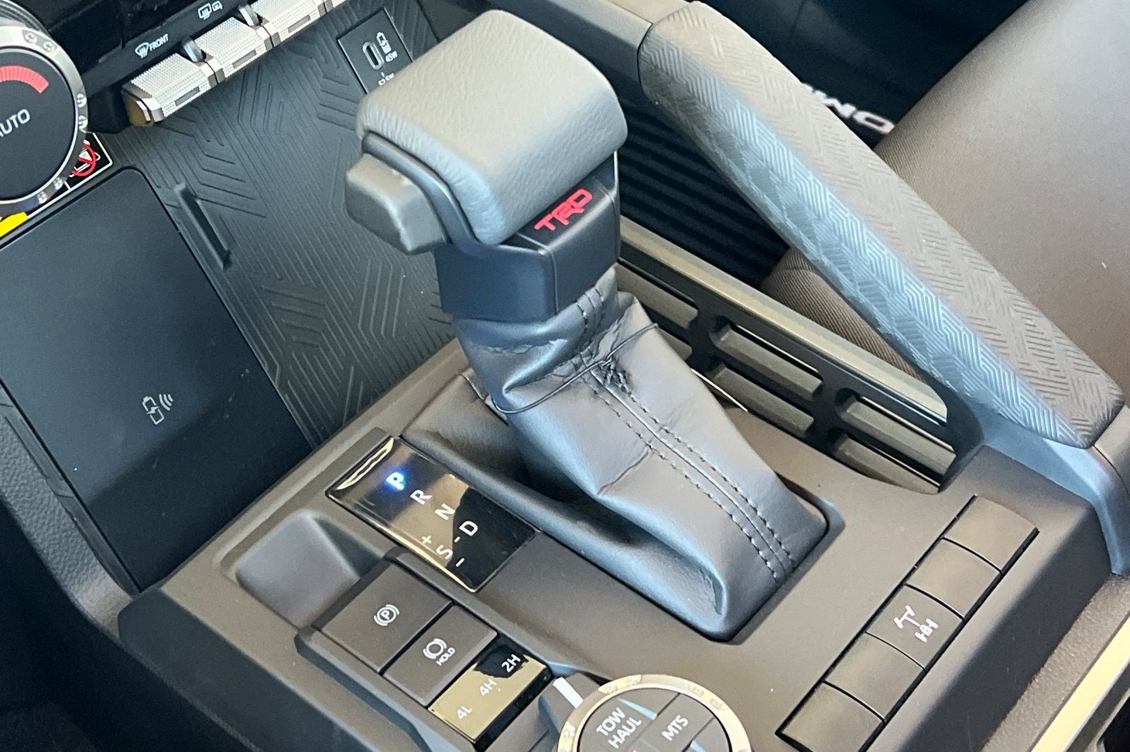 2025 Toyota Tacoma Hybrid TRD Sport