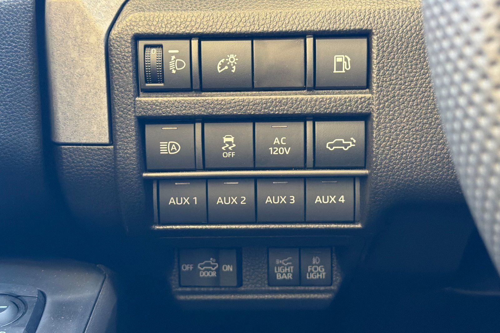 2026 Toyota Tacoma Hybrid Trailhunter