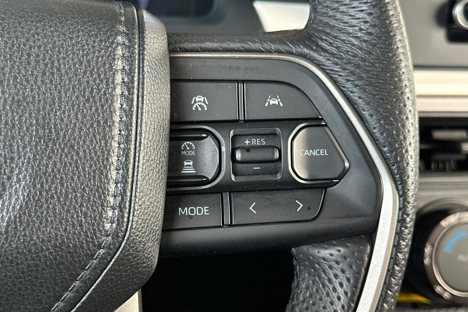 2024 Toyota Tacoma Hybrid TRD Sport