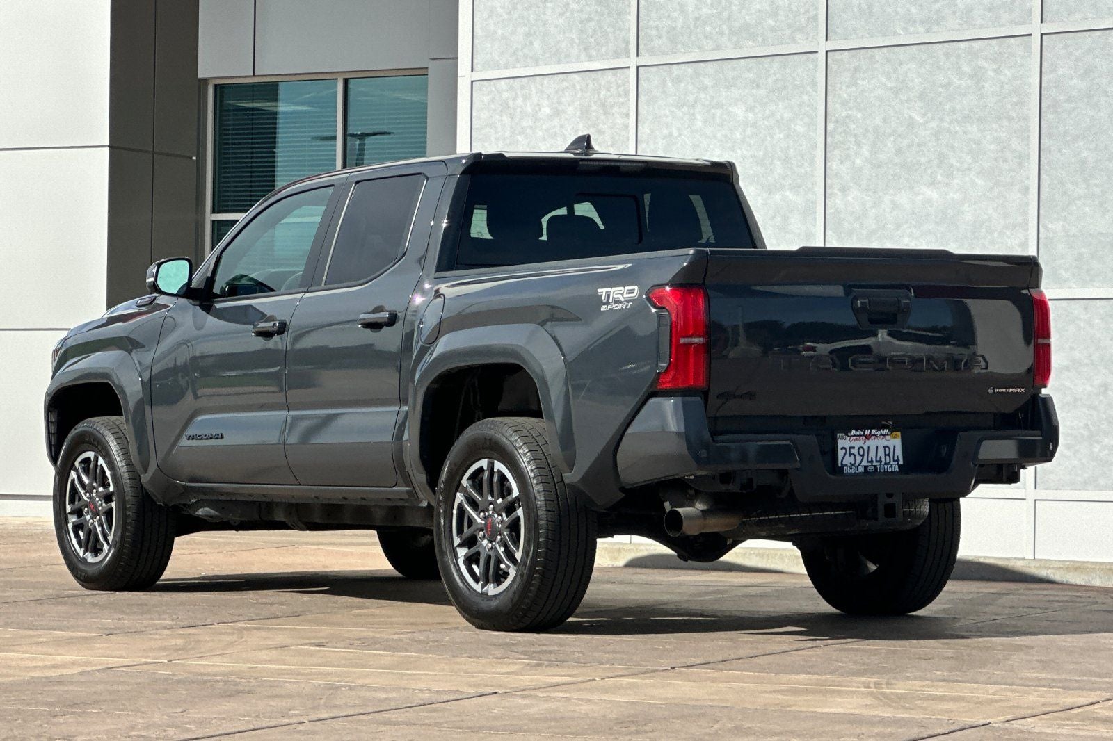 2024 Toyota Tacoma Hybrid TRD Sport
