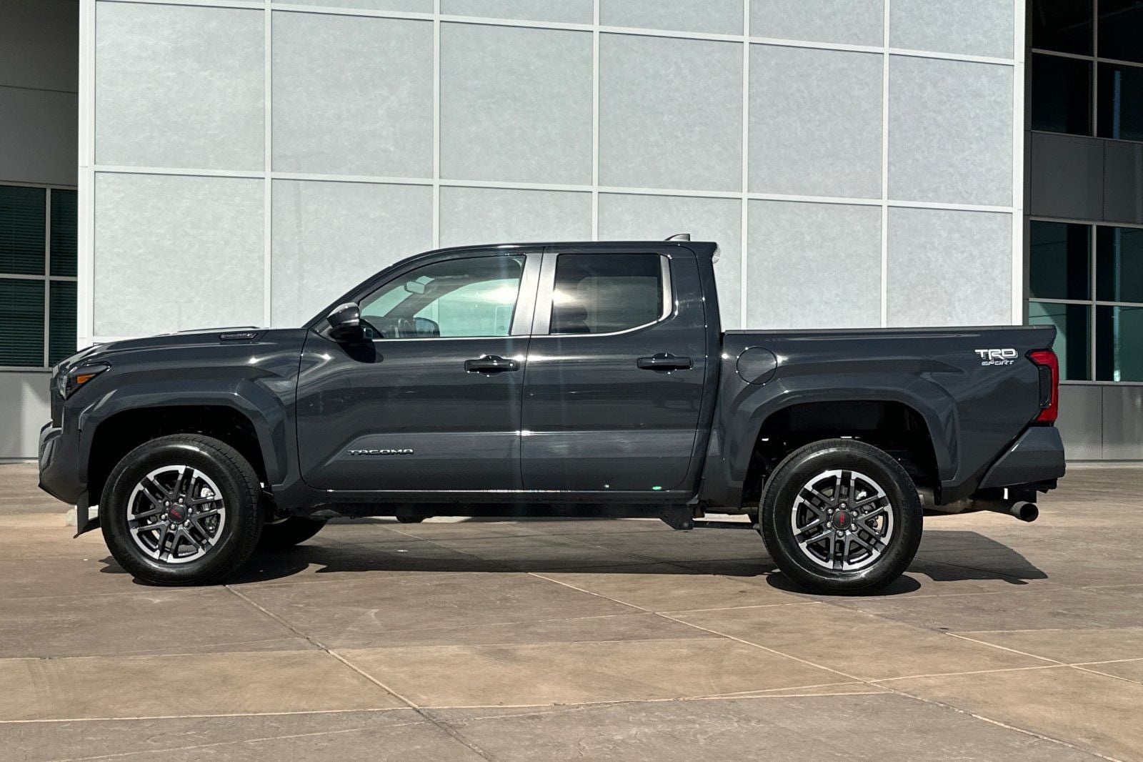 2024 Toyota Tacoma Hybrid TRD Sport