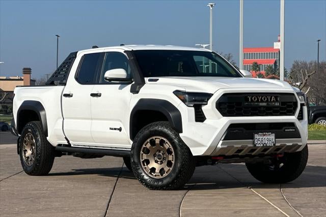 2025 Toyota Tacoma Hybrid Trailhunter