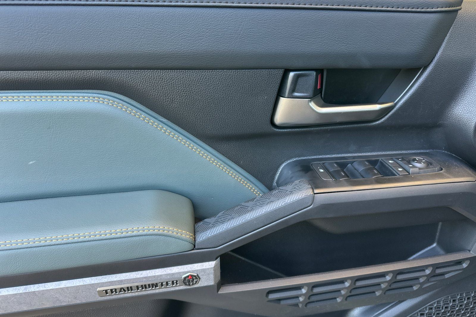 2026 Toyota Tacoma Hybrid Trailhunter