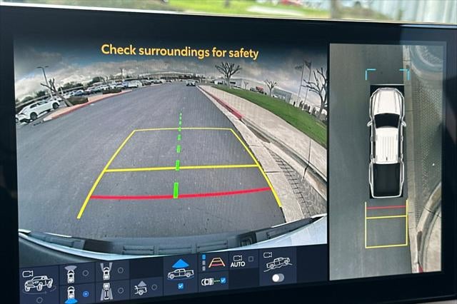 2024 Toyota Tacoma Hybrid TRD Off Road