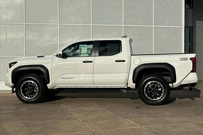 2024 Toyota Tacoma Hybrid TRD Off Road