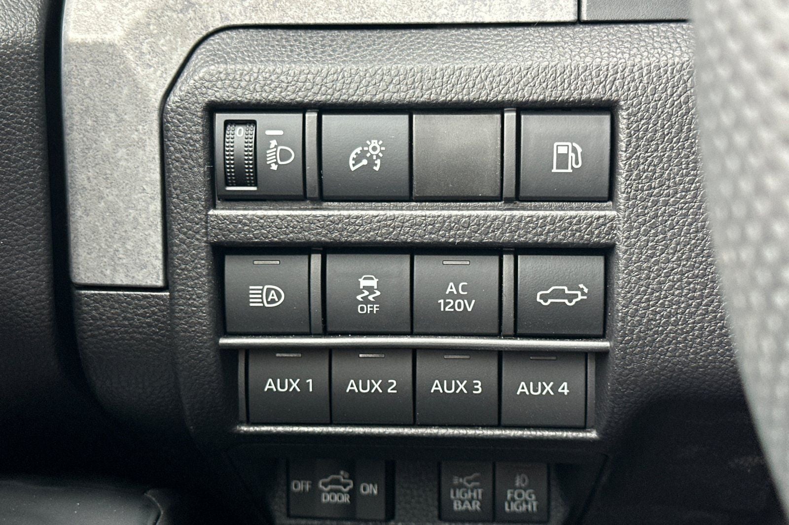 2026 Toyota Tacoma Hybrid Trailhunter