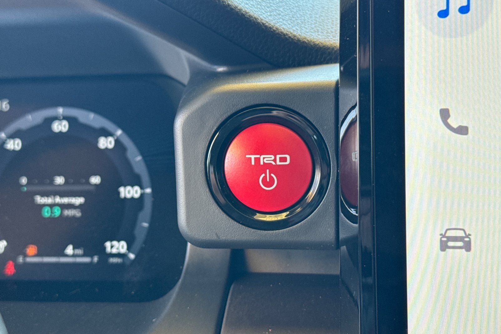 2026 Toyota Tacoma Hybrid TRD Off Road