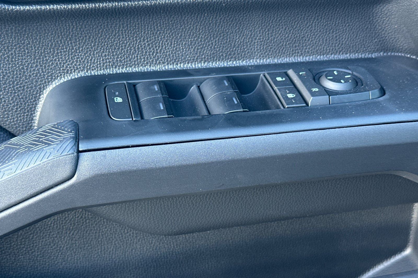 2025 Toyota Tacoma Hybrid TRD Off Road