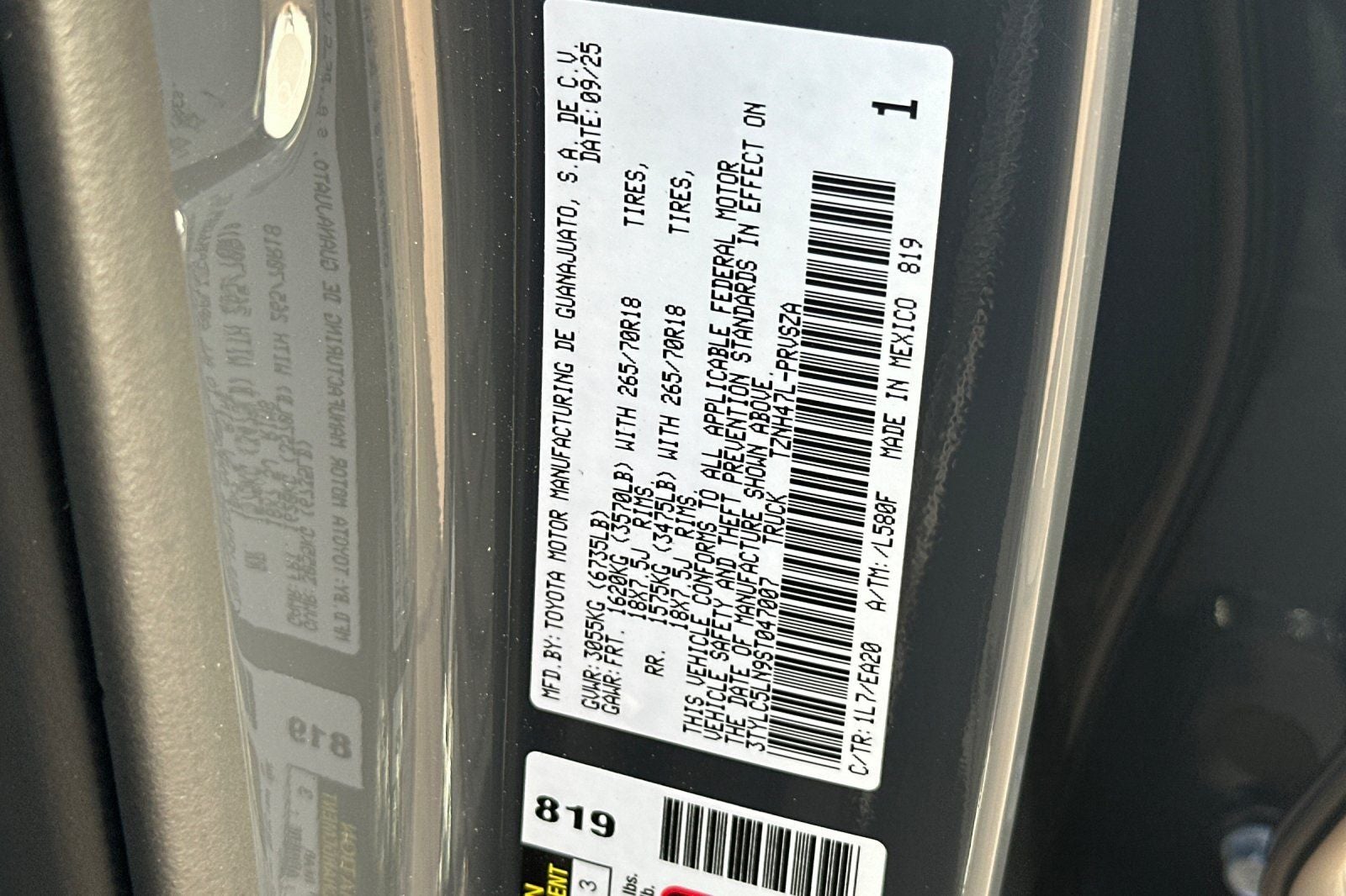 2025 Toyota Tacoma Hybrid TRD Off Road