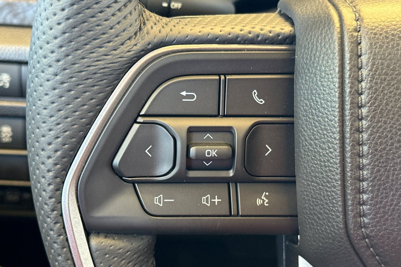 2025 Toyota Tacoma Hybrid Limited