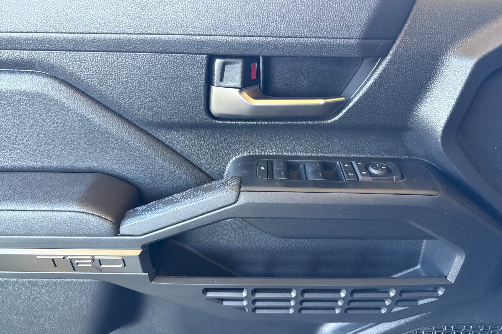 2025 Toyota Tacoma Hybrid TRD Off Road