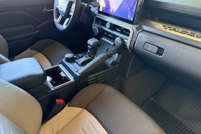 2025 Toyota Tacoma Hybrid TRD Off Road