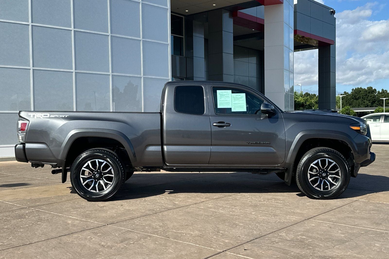2022 Toyota Tacoma TRD Sport V6