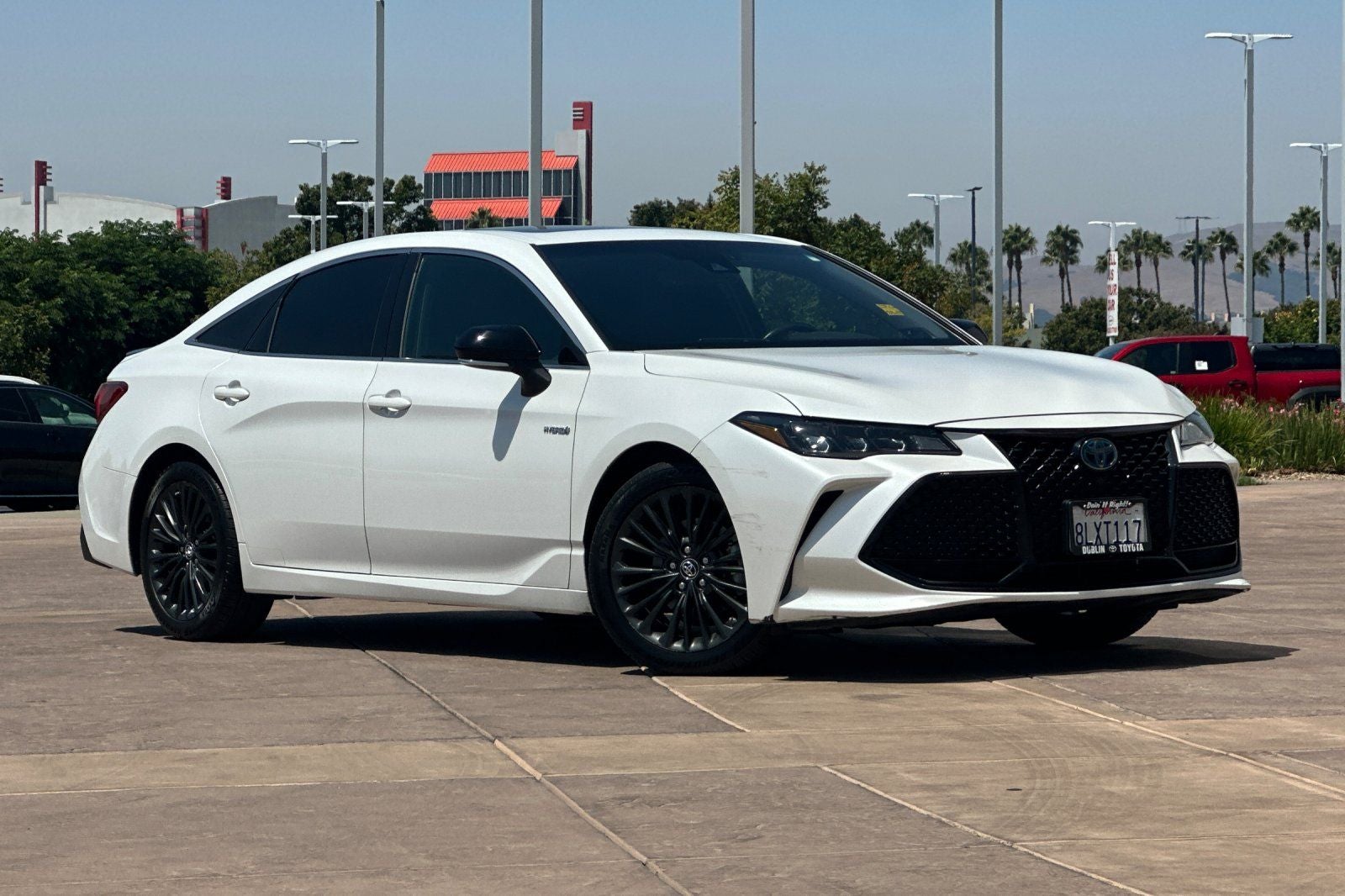 2019 Toyota Avalon Hybrid XSE