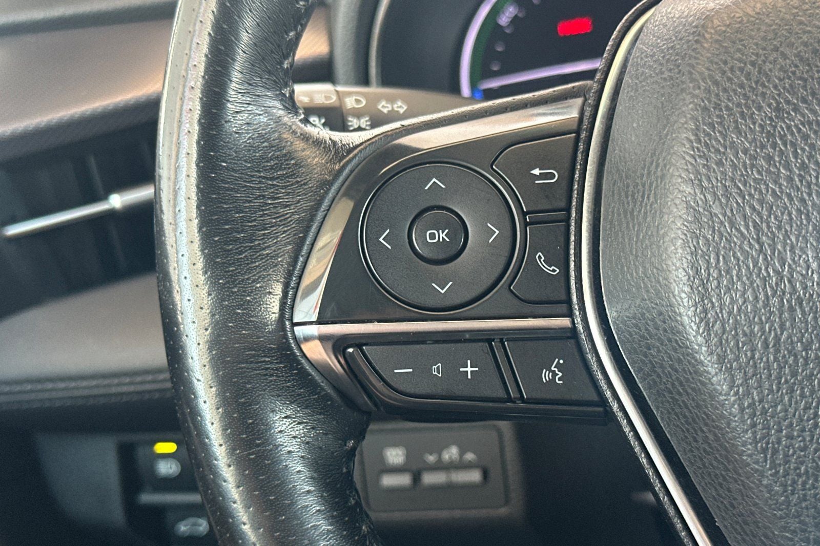 2019 Toyota Avalon Hybrid XSE