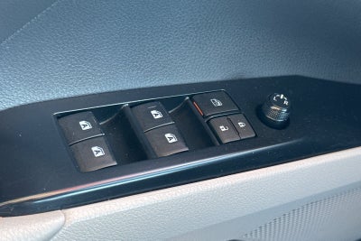 2019 Toyota Camry Hybrid LE
