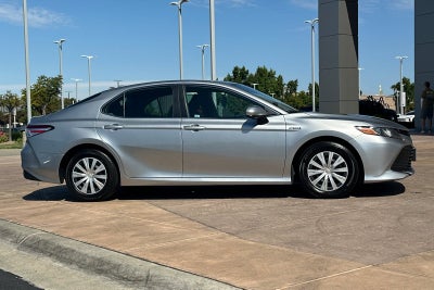 2019 Toyota Camry Hybrid LE