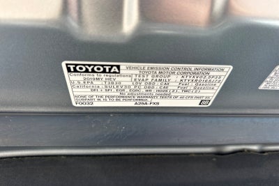 2019 Toyota Camry Hybrid LE