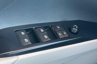 2019 Toyota Camry Hybrid LE