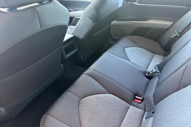 2019 Toyota Camry Hybrid LE