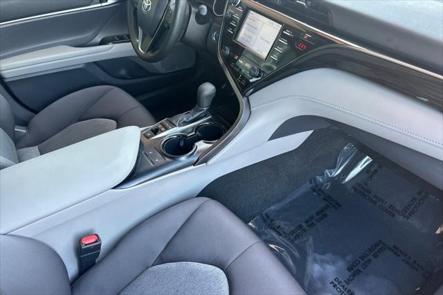 2019 Toyota Camry Hybrid LE