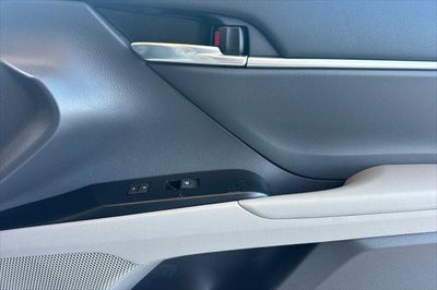 2019 Toyota Camry Hybrid LE