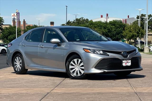2019 Toyota Camry Hybrid LE