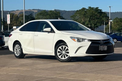 2017 Toyota Camry LE