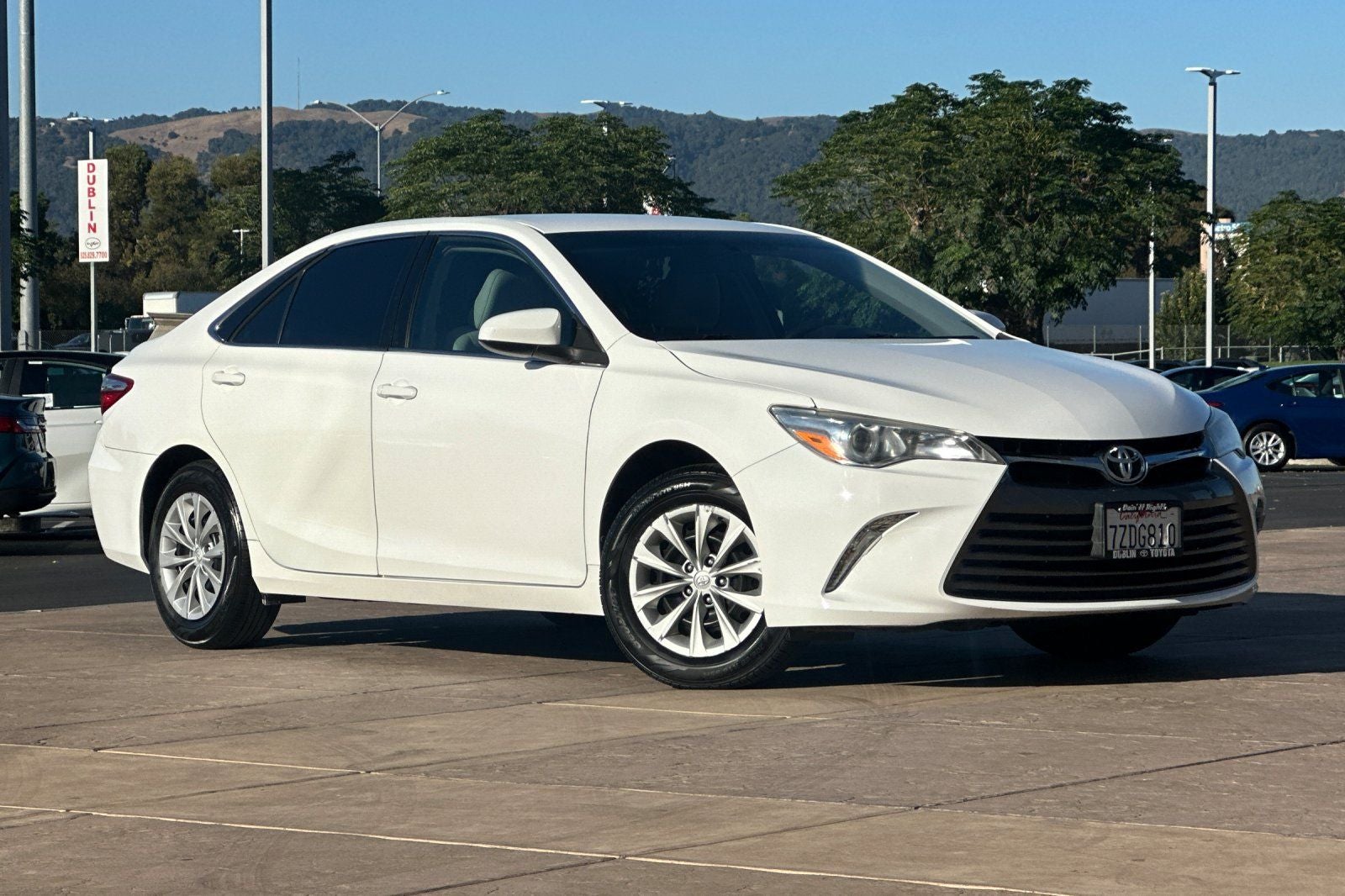 2017 Toyota Camry LE