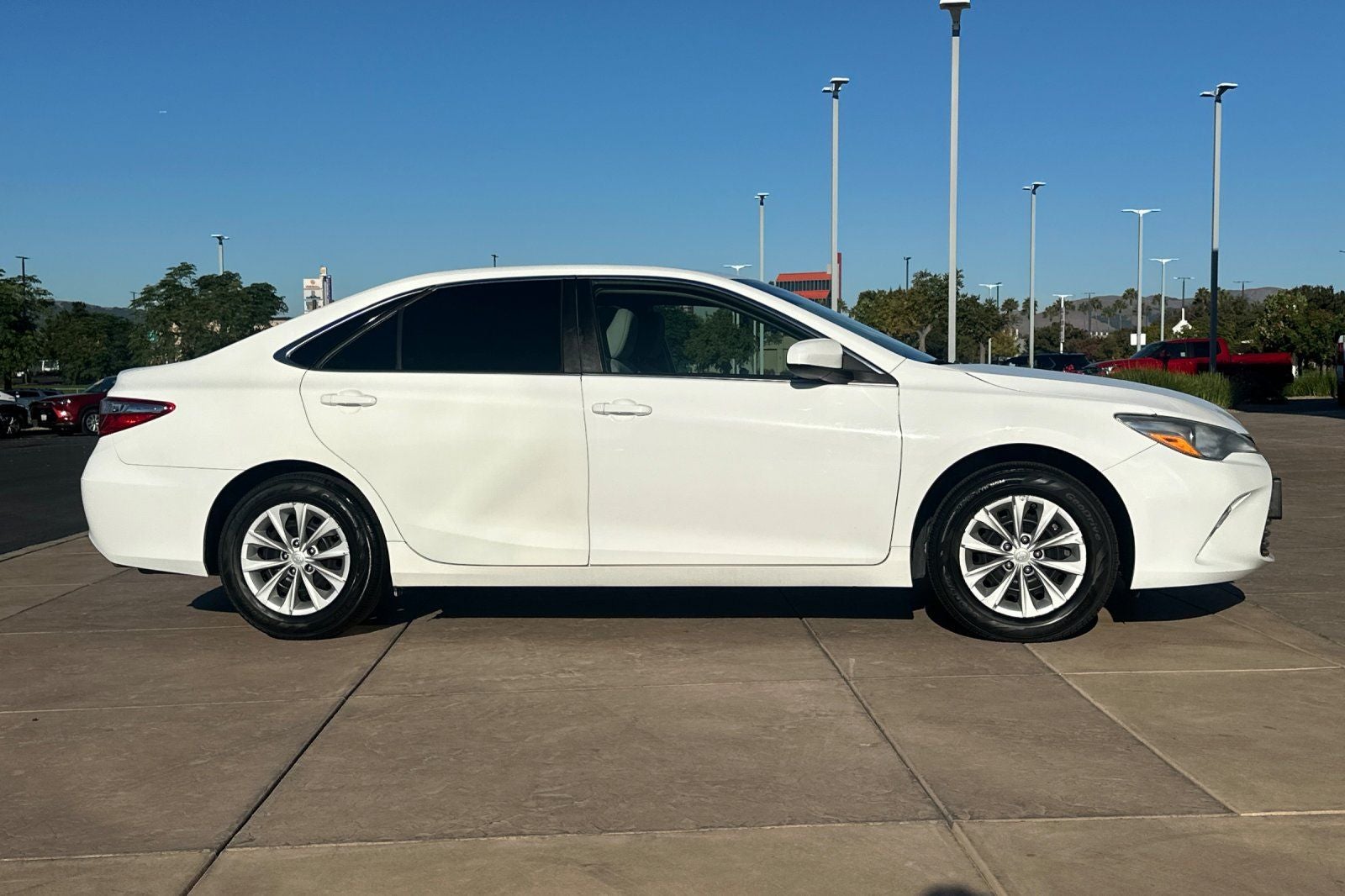 2017 Toyota Camry LE