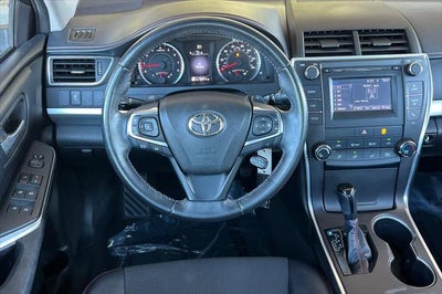 2016 Toyota Camry SE