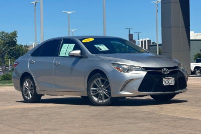 2017 Toyota Camry SE