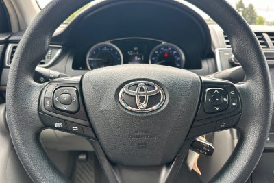 2017 Toyota Camry LE