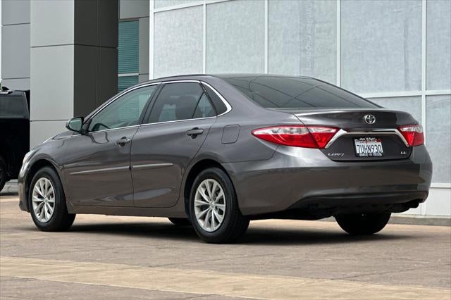 2017 Toyota Camry LE