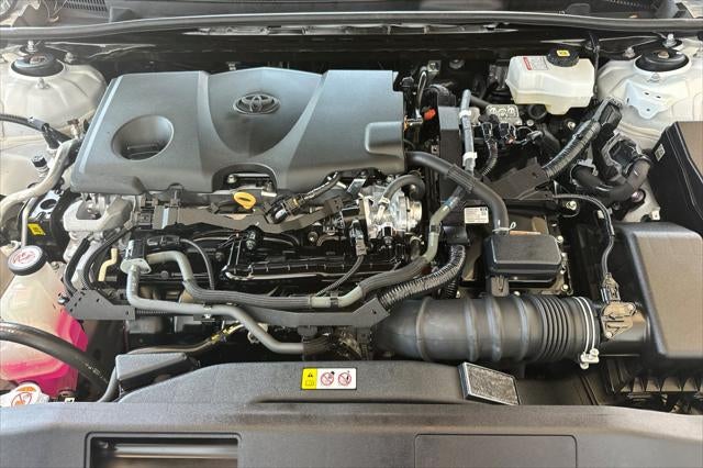 2023 Toyota Camry Hybrid LE