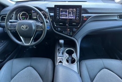 2022 Toyota Camry Hybrid LE