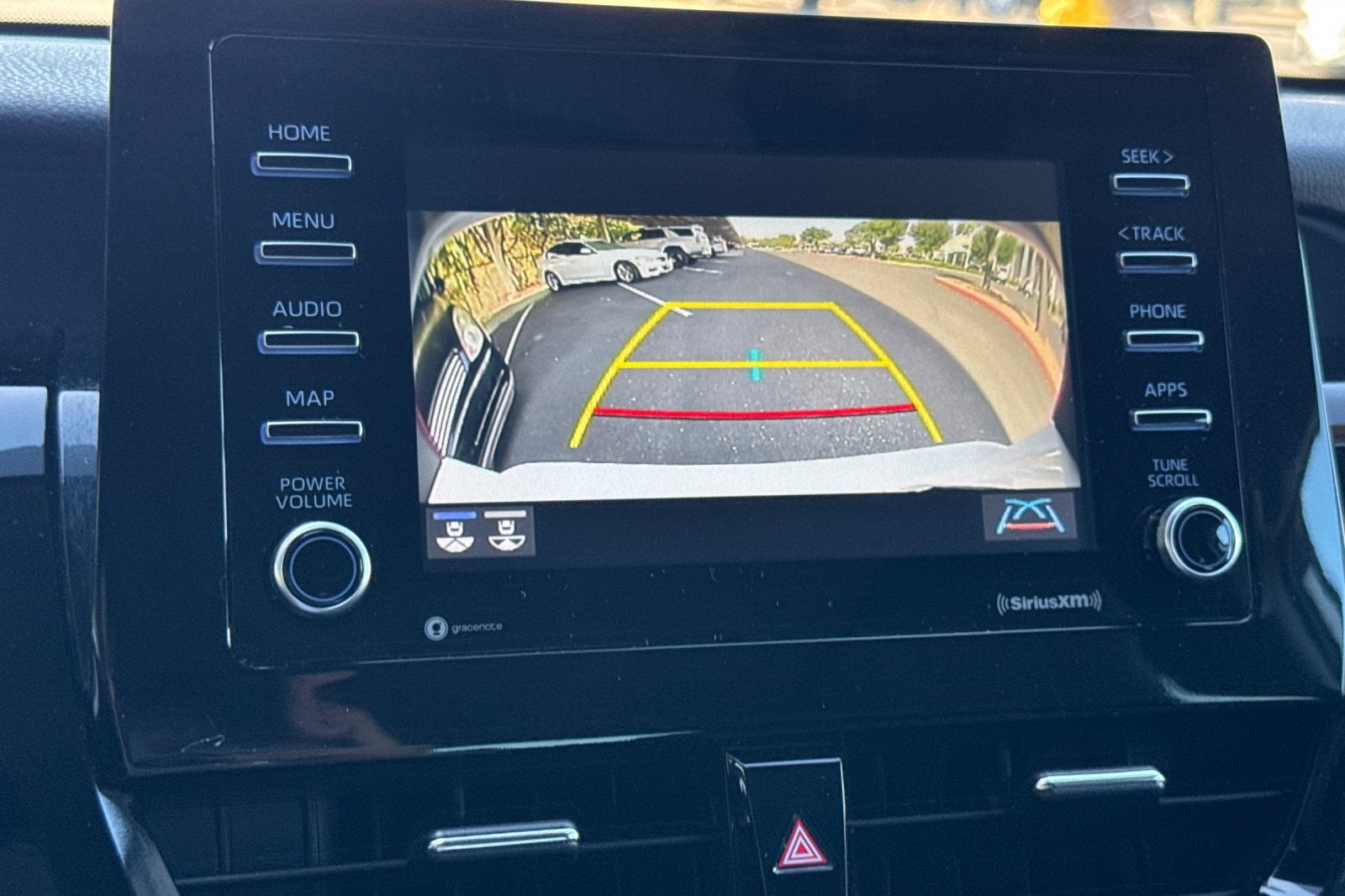 2022 Toyota Camry Hybrid LE