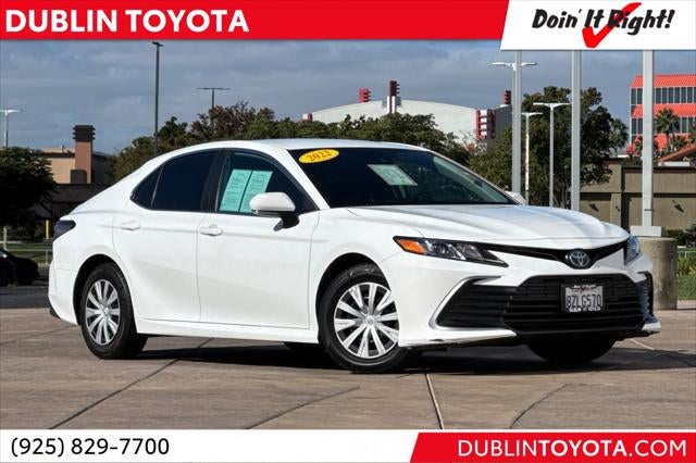2022 Toyota Camry Hybrid LE