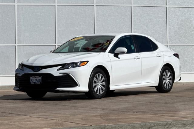 2022 Toyota Camry Hybrid LE