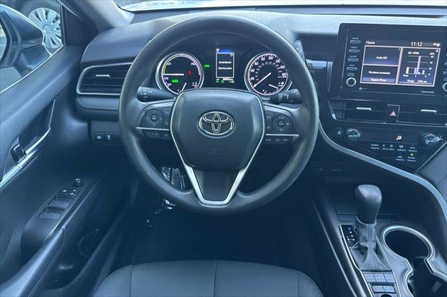 2022 Toyota Camry Hybrid LE