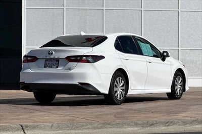 2022 Toyota Camry Hybrid LE