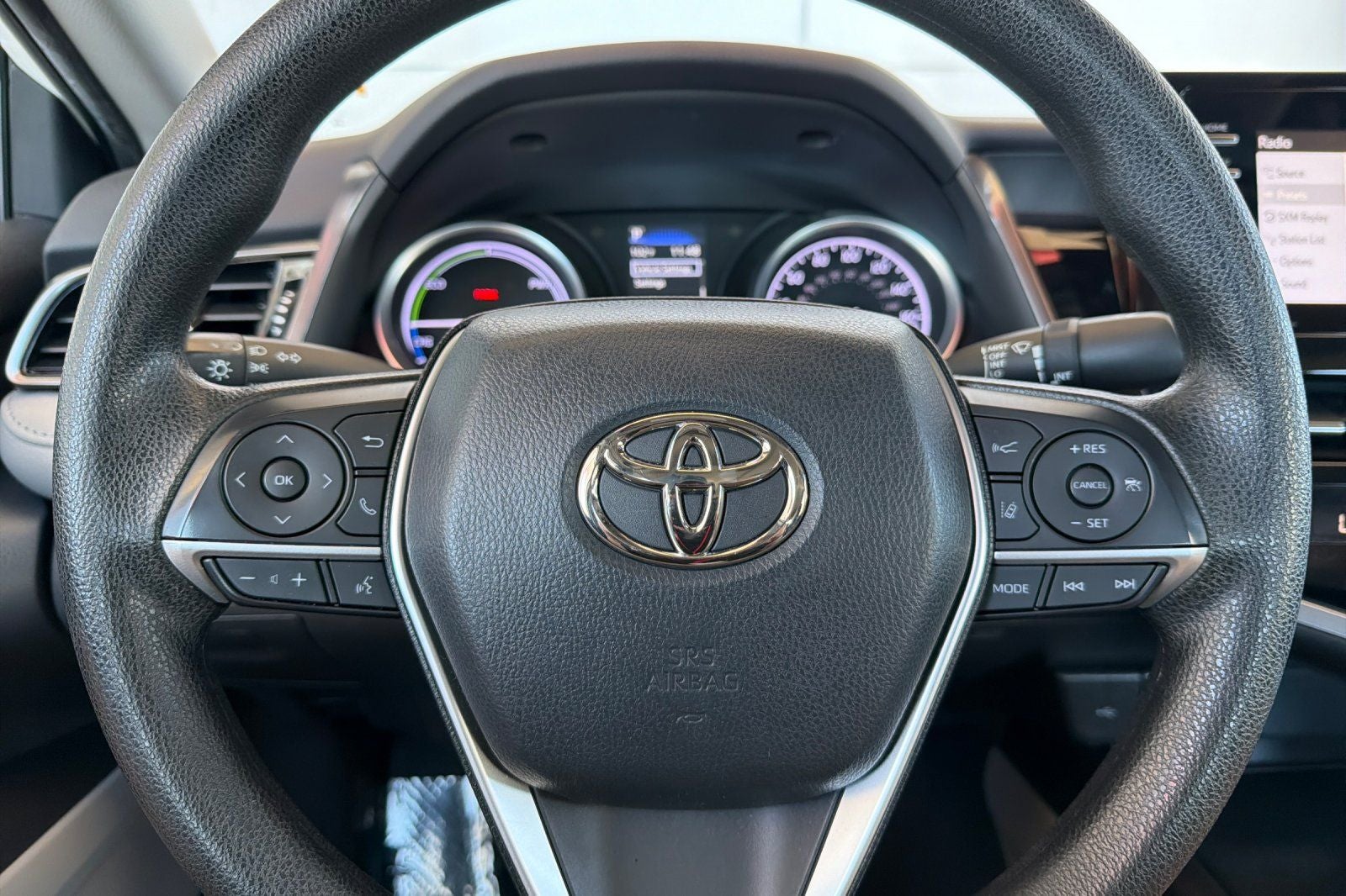 2021 Toyota Camry Hybrid LE