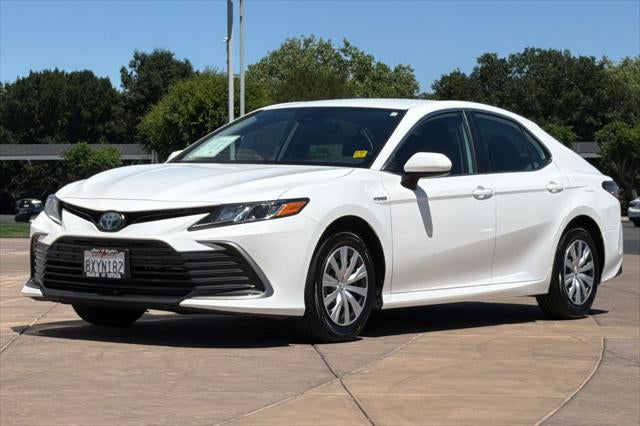 2021 Toyota Camry Hybrid LE