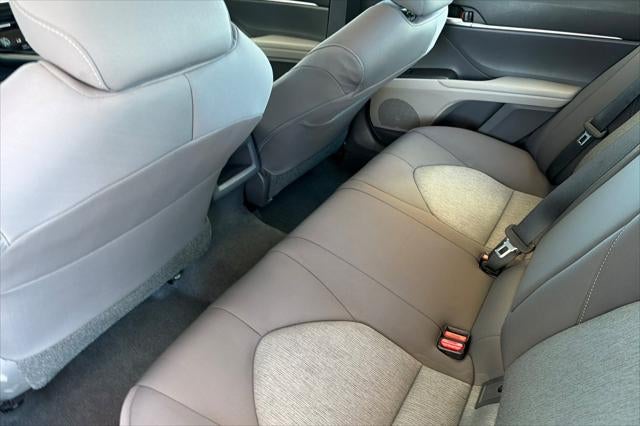 2021 Toyota Camry Hybrid LE