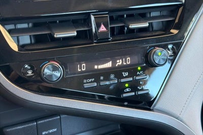 2021 Toyota Camry Hybrid LE