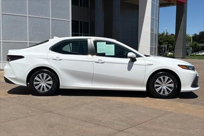 2021 Toyota Camry Hybrid LE